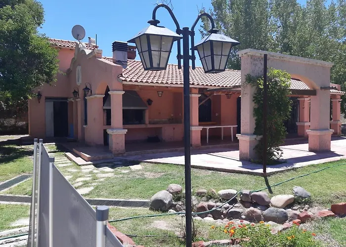 Casa Con Parque Por Los Caminos Del Vino