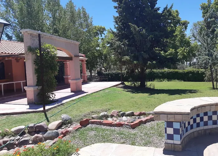Casa Con Parque Por Los Caminos Del Vino